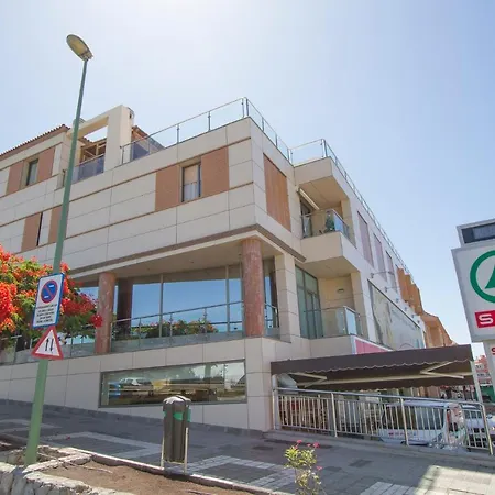 Apartamento Atico En El Centro Con Terraza